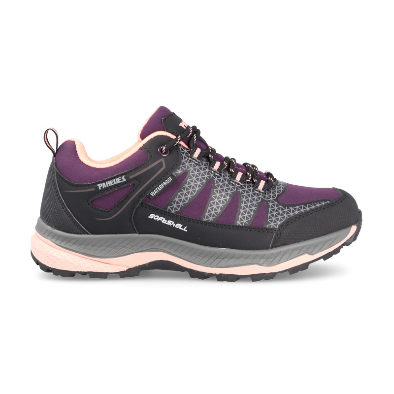 Women's trekking shoes comfortable and resistant