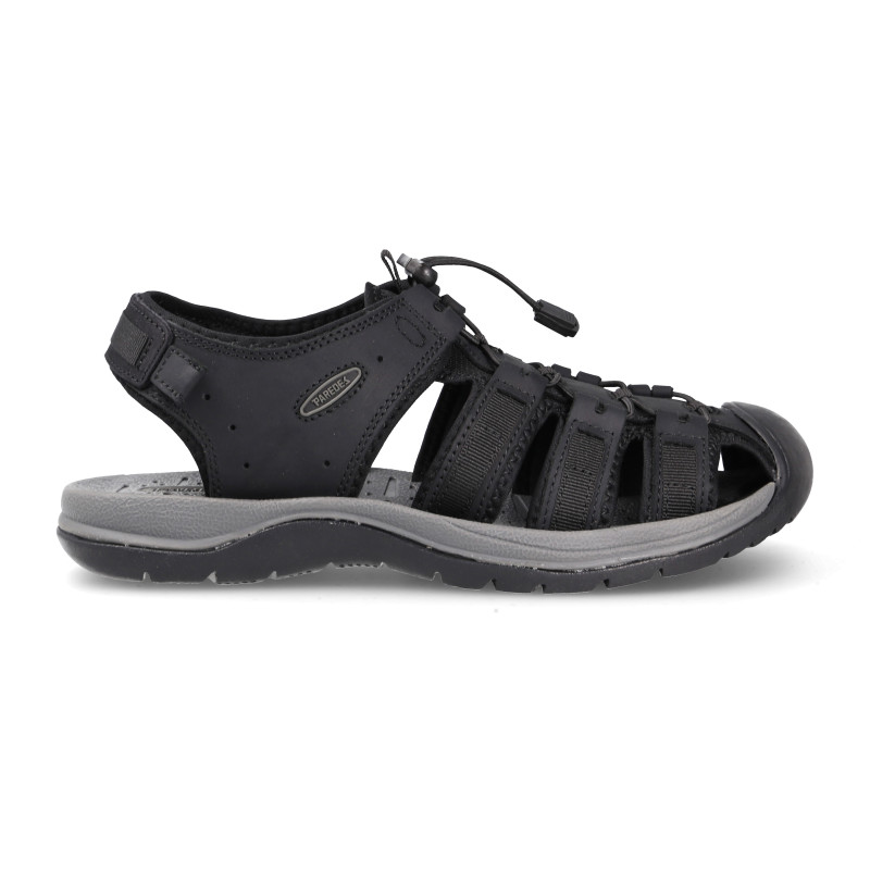 Men's trekking sandals with closed design for greater fit to the foot in black