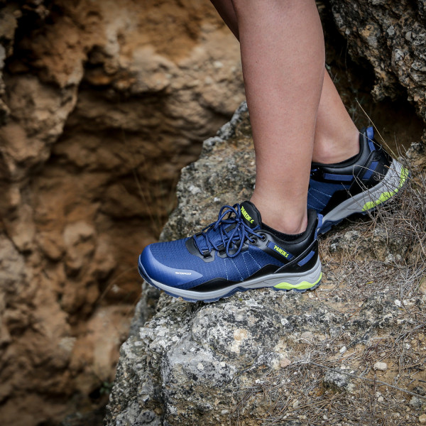 Rebajas en Calzado Trekking Hombre Paredes