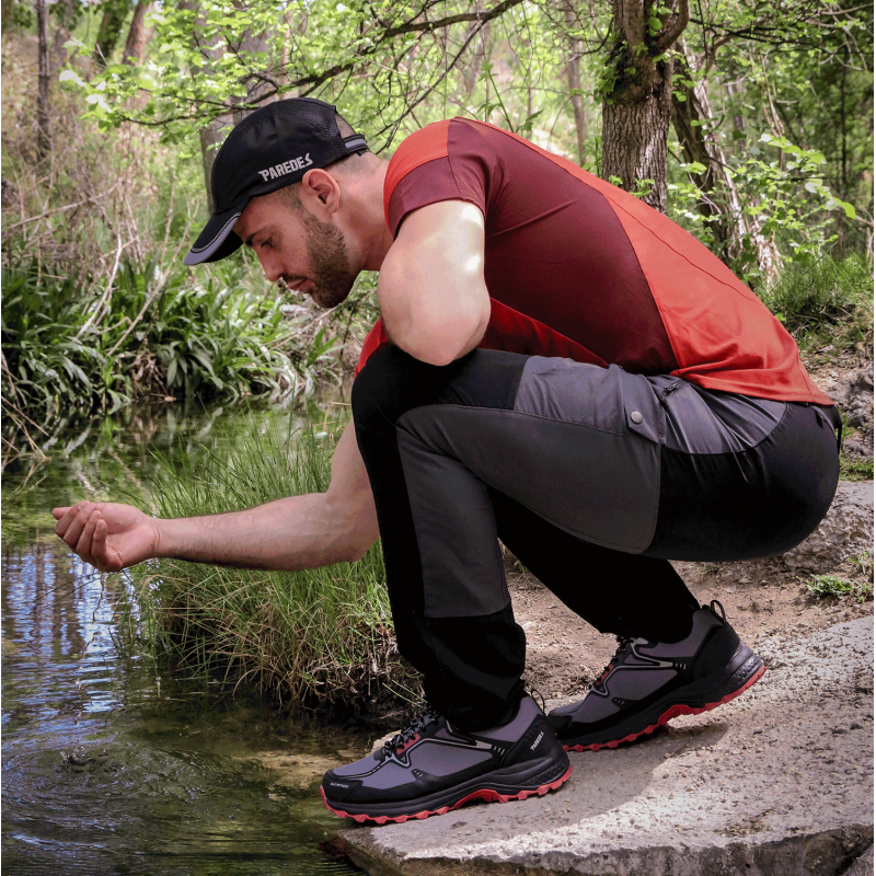Zapatillas de trekking para hombre  Explora nuestra selección de calzado  resistente y duradero