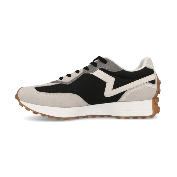 Zapatillas Casual Paredes: elegancia y comodidad en calzado de hombre 2