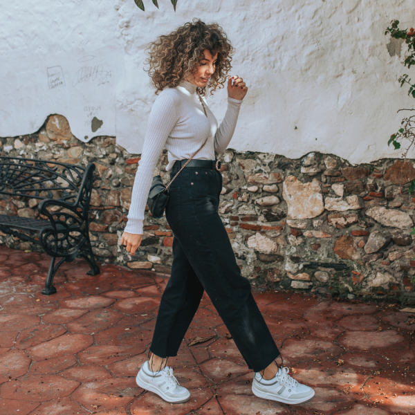 La reedición de las zapatillas más clásicas de Paredes. Bambas Paredes Ecology en color blanco con cordones 2