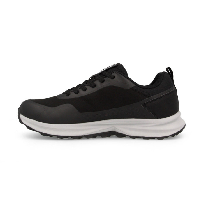 Zapatillas trekking Hombre Villamarxant negro