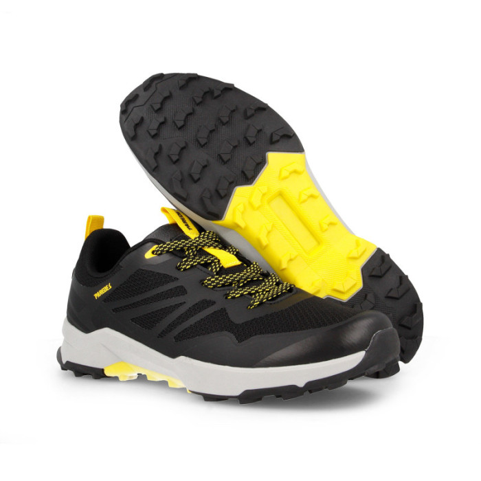 Zapatillas trekking para hombre Alborache negro