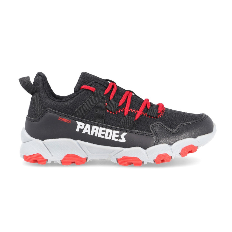 Zapatillas de trekking para niño perfectas para que los más pequeños practiquen senderismo en familia. Cómodas