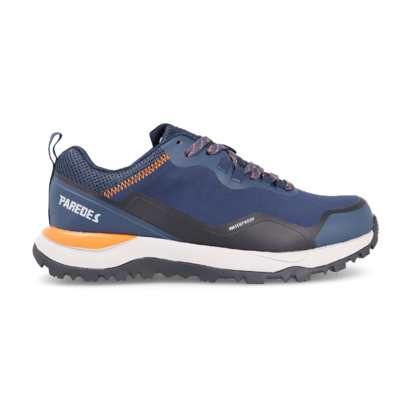 Men's trekking shoes perfect for going on a route to the mountains