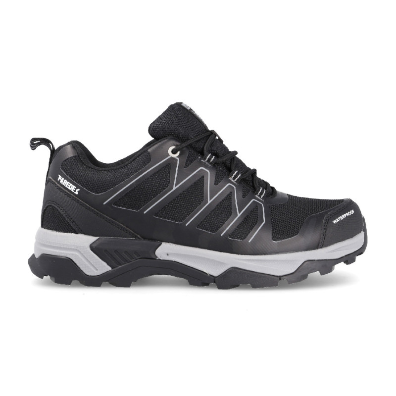 Comfortable men's trekking shoes