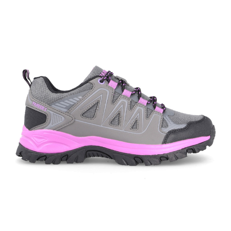 Trekking shoes for women comfortable and light.