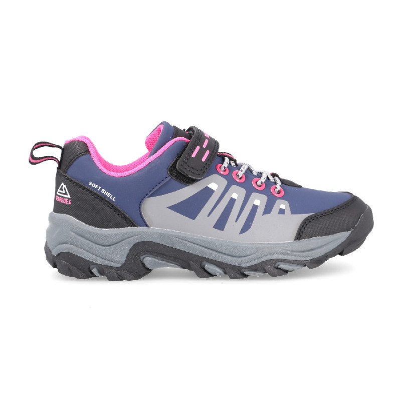 Trekking shoes for children perfect for kids to live adventures