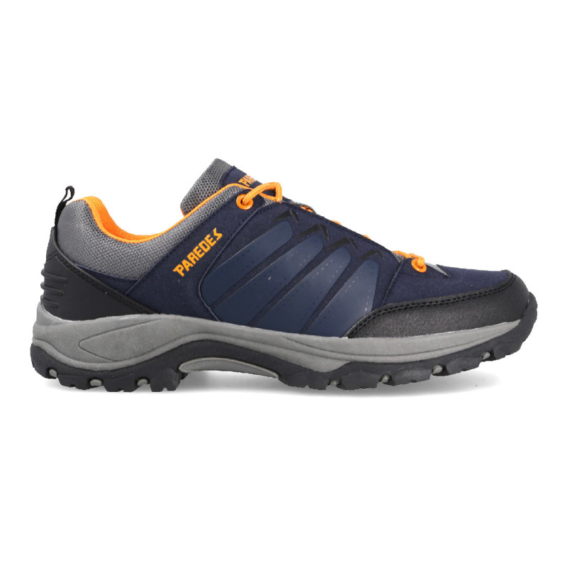 Comfortable men's trekking shoes