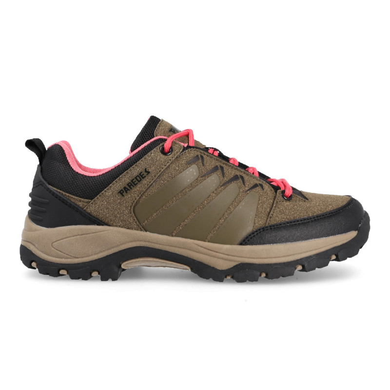 Lightweight women's trekking shoes