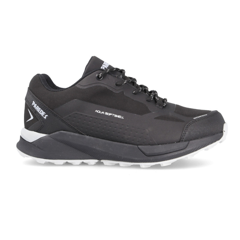 Men's hiking shoes with non-slip sole