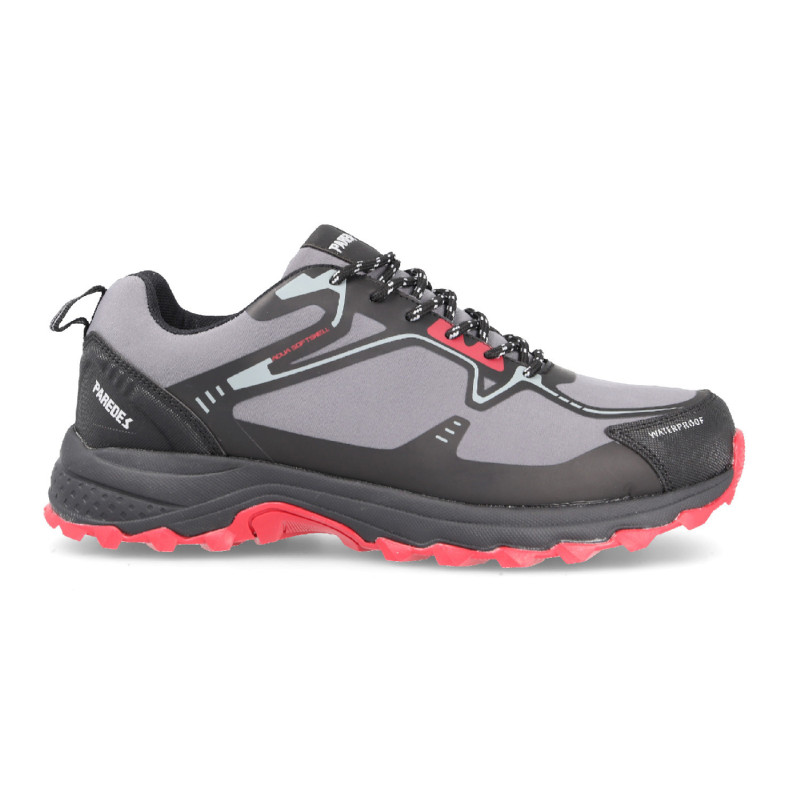 Men's trekking shoes light and durable