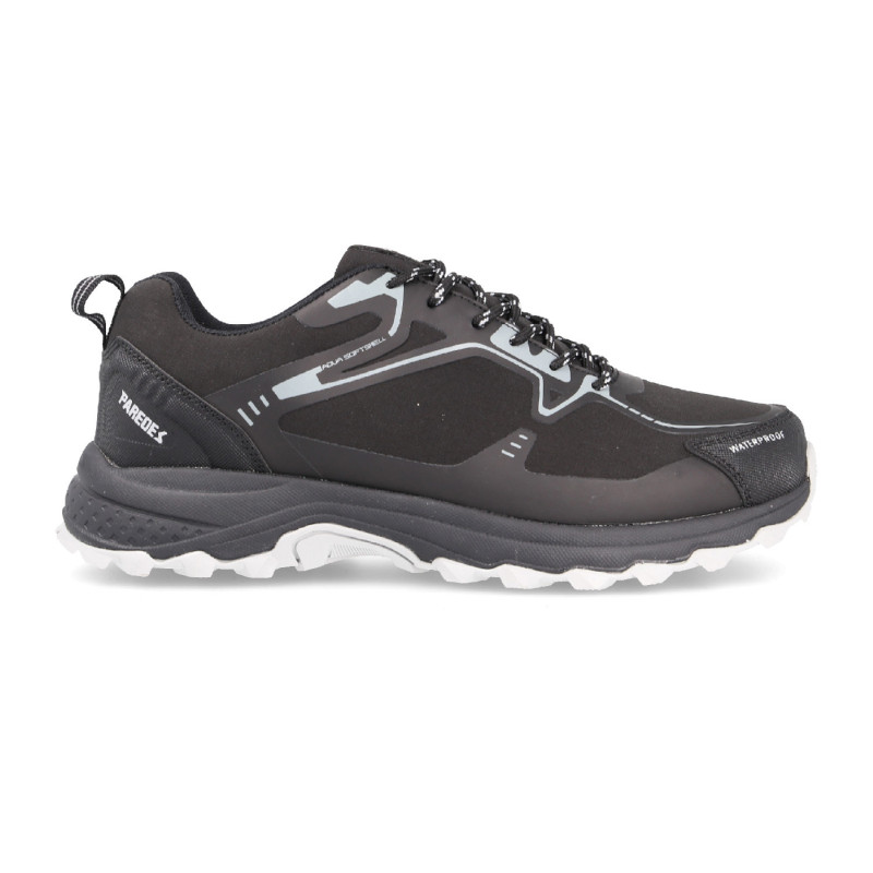 Men's trekking shoes light and durable