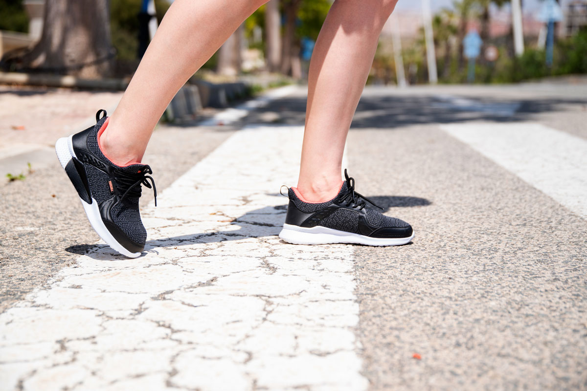 Zapatillas Paredes Sport Caique Paredes, 65 años caminando contigo
