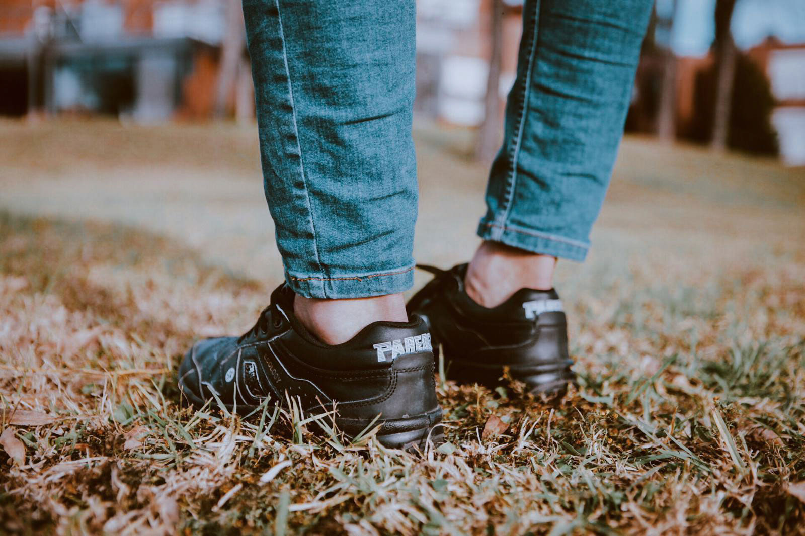 La mejor postura para caminar bien Zapatillas Estrella Paredes