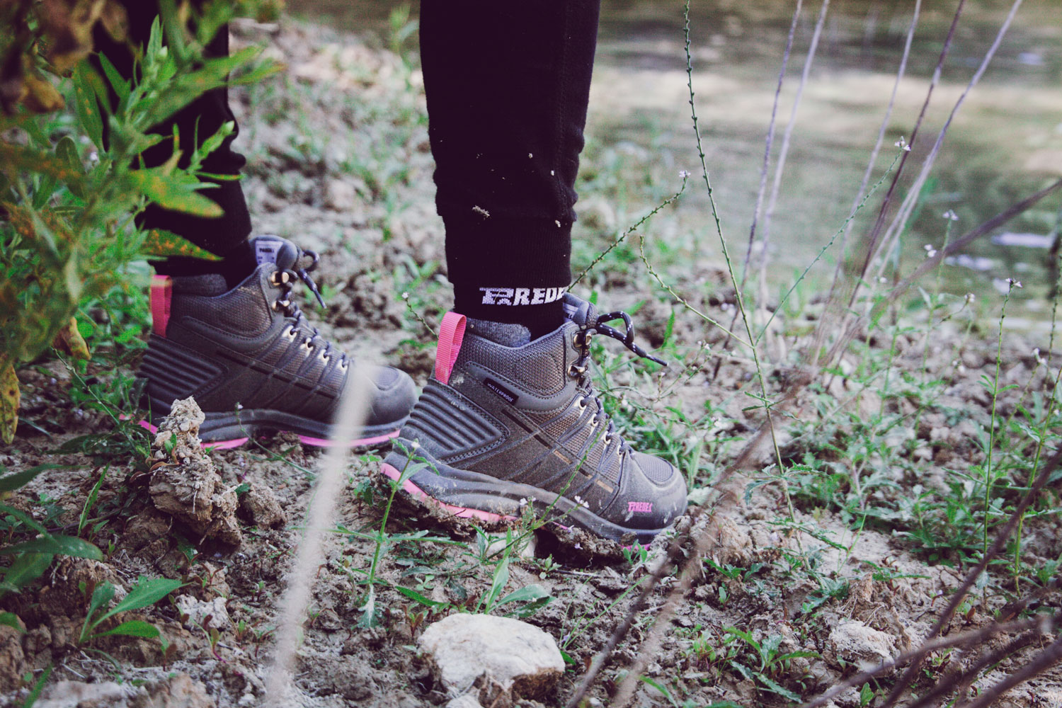 Paseo caminar baño de bosque botas waterproof Paredes